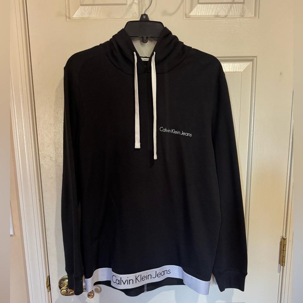 Calvin Klein light weight Black and White Hoodie size M